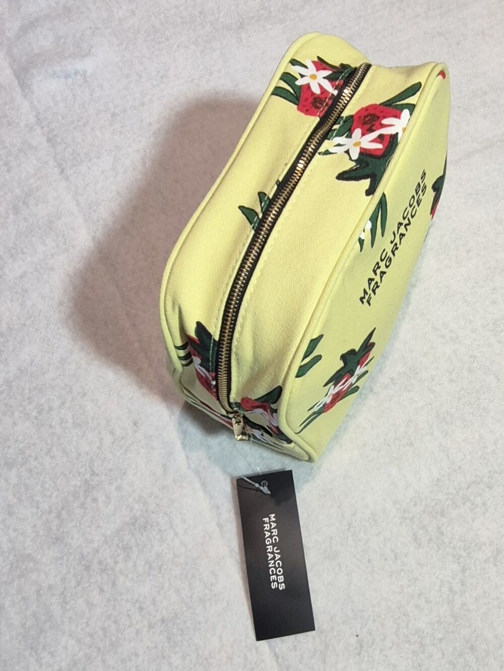 Marc Jacobs Lime Green/Yellow Floral Canvas Cosmetic Case NWT - Picture 2 of 3
